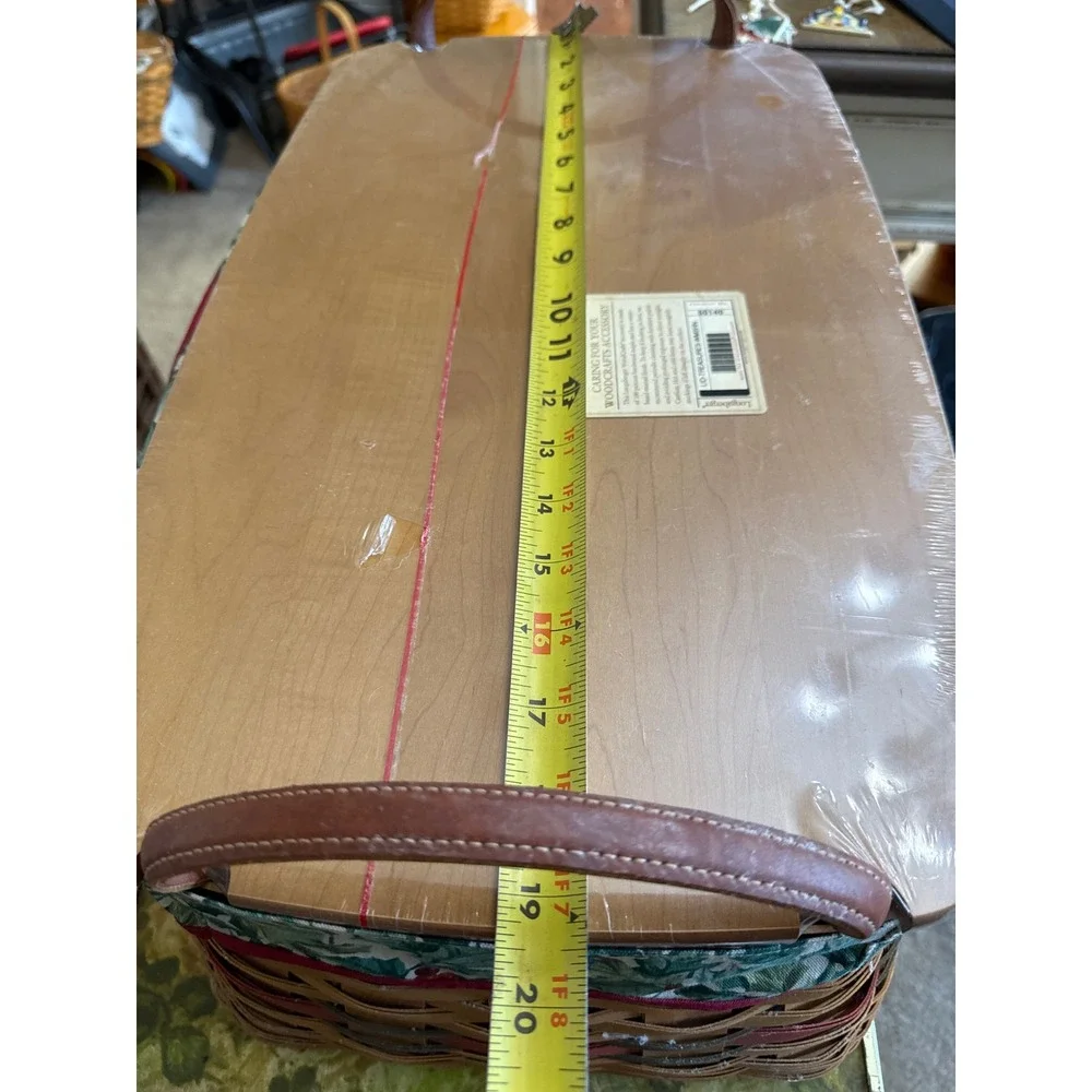 Longaberger Treasures Basket Holly Liner Wood Lid Protector 2002 Handwoven USA